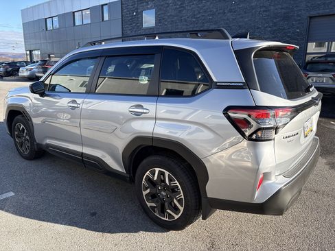 Certified 2025 Subaru Forester Premium image 12