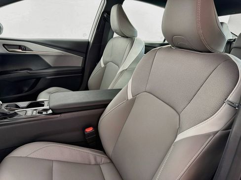 New 2026 Toyota Camry SE FWD image 30