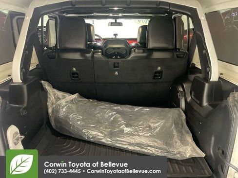 Used 2019 Jeep Wrangler Unlimited Rubicon w/ Uconnect 4C Nav & Sound Group image 16