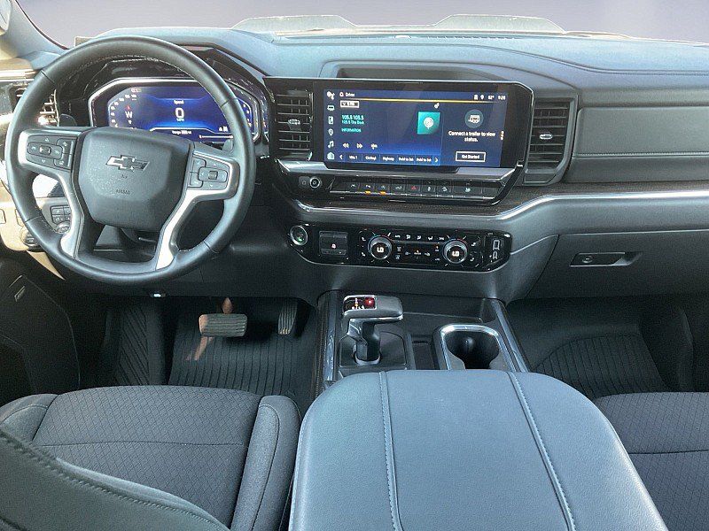 Used 2024 Chevrolet Silverado 1500 LT Trail Boss w/ Convenience Package II AWD/4WD image 12