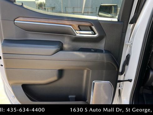 Used 2024 Chevrolet Silverado 1500 High Country w/ High Country Premium Package image 18