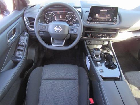 New 2026 Nissan Rogue SV w/ Cold Weather Package FWD image 10