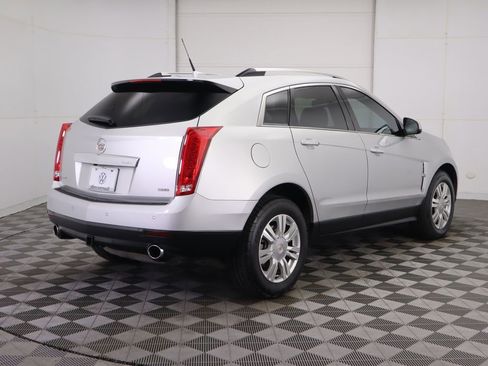Used 2012 Cadillac SRX Luxury image 5