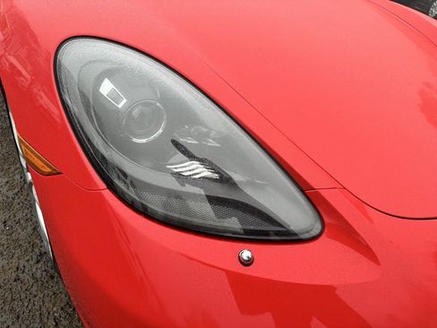 Used 2019 Porsche 718 Cayman Base image 14