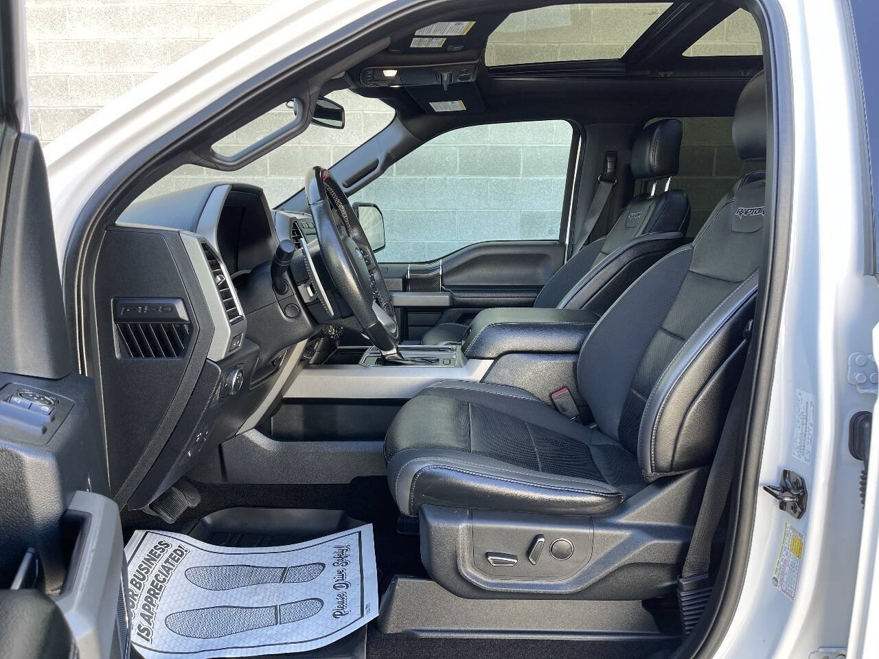 Used 2019 Ford F150 Raptor w/ Equipment Group 802A Luxury AWD/4WD image 13