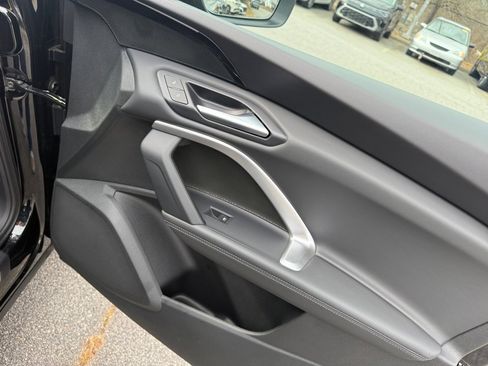 New 2025 Audi Q5 Premium image 31