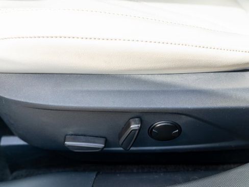 Used 2021 Ford Mustang Mach-E Premium image 22