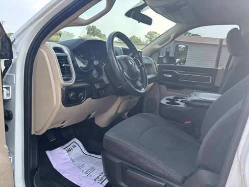 Used 2022 RAM 3500 Big Horn AWD/4WD image 12