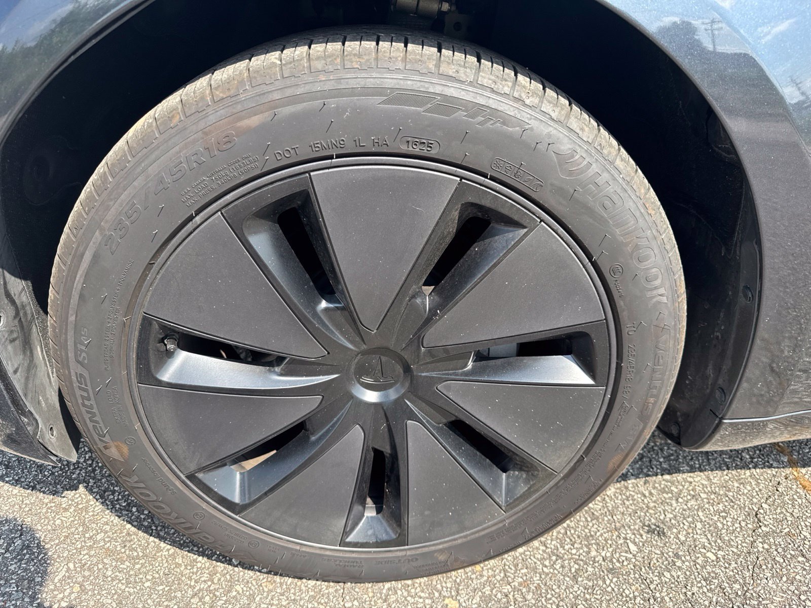 Used 2025 Tesla Model 3 RWD image 8