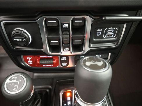 New 2026 Jeep Wrangler Unlimited Rubicon image 9