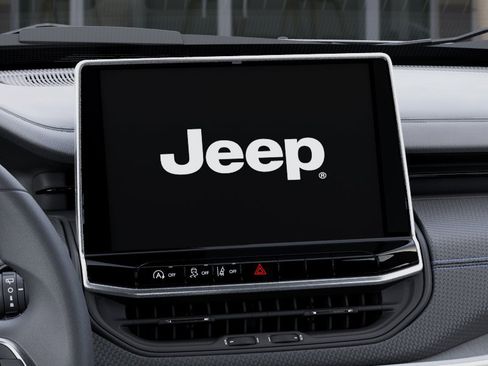 New 2026 Jeep Compass Latitude AWD/4WD image 17