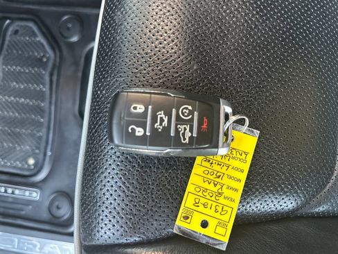 Used 2020 RAM 1500 Limited image 29