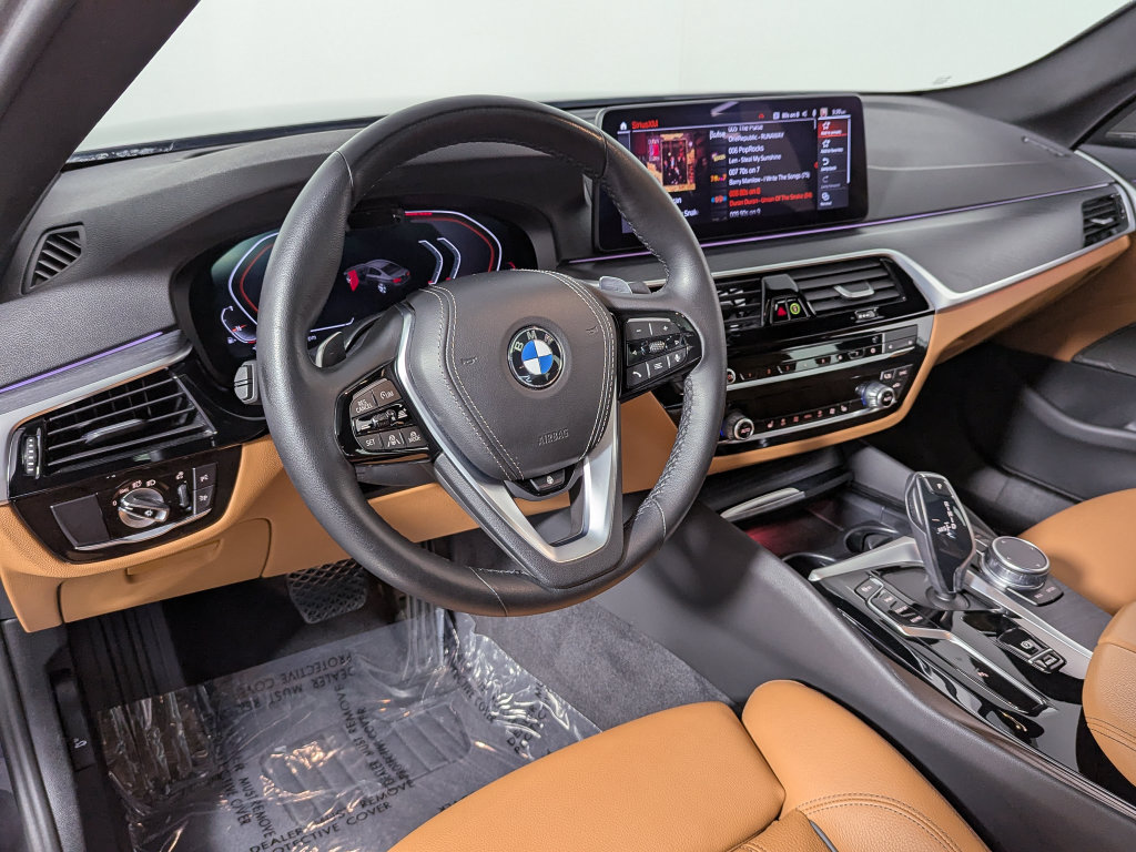 Certified 2023 BMW 530i xDrive w/ Premium Package AWD/4WD image 18