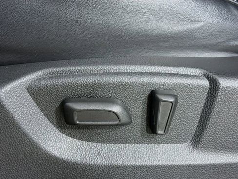 Used 2023 Mitsubishi Eclipse Cross SE image 18