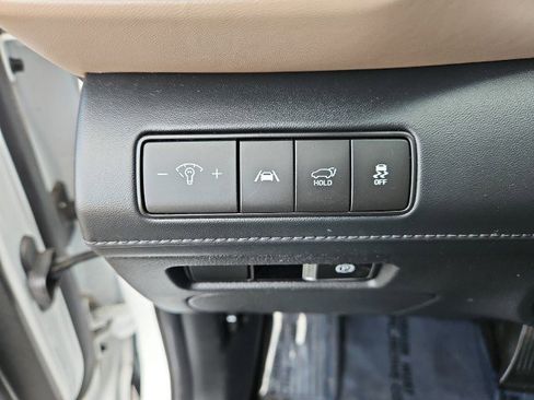 Used 2022 Hyundai Santa Fe SEL w/ Convenience + Premium Package image 17