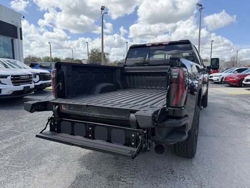 New 2026 GMC Sierra 2500 AT4 image 15