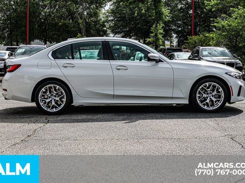 Used 2025 BMW 330i Sedan image 10