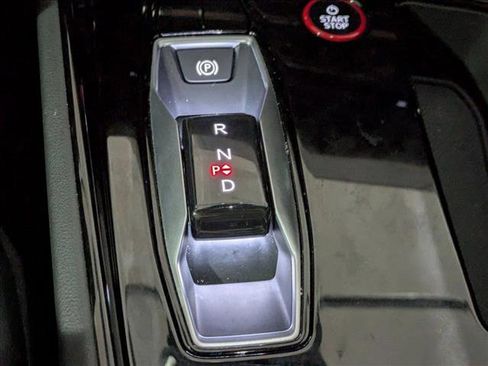 Used 2022 Audi e-tron GT Premium Plus image 11