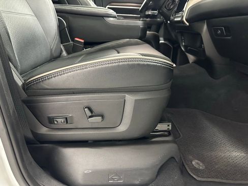 Used 2024 RAM 3500 Laramie image 57