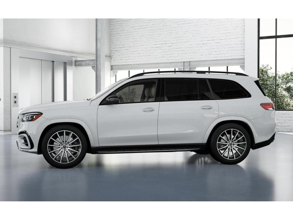 Used 2026 Mercedes-Benz GLS 580 4MATIC image 35