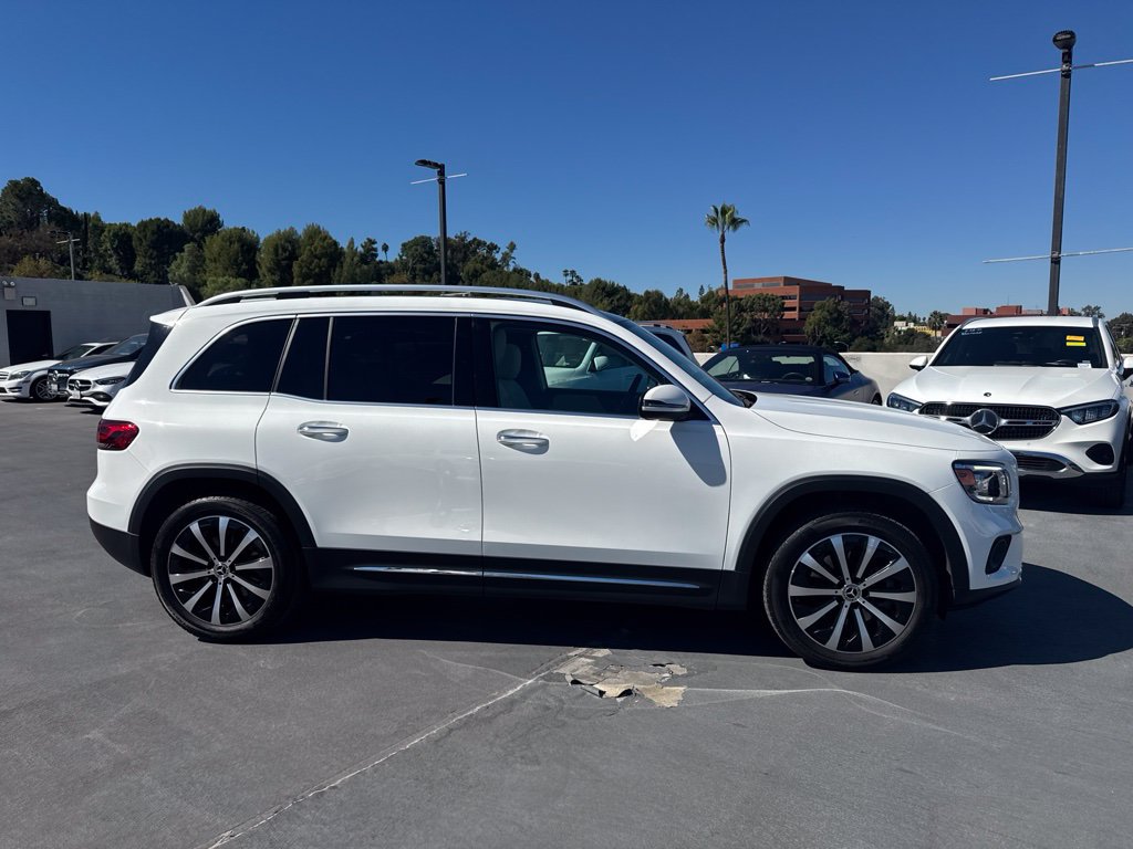 Used 2023 Mercedes-Benz GLB 250 image 4