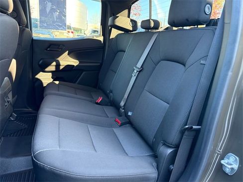 Used 2023 Chevrolet Colorado Trail Boss w/ Technology Package image 22