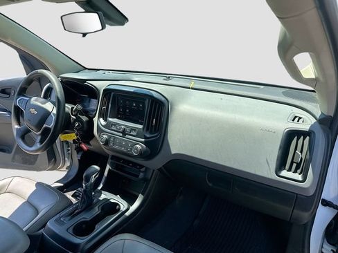 Used 2022 Chevrolet Colorado W/T w/ WT Convenience Package AWD/4WD image 28