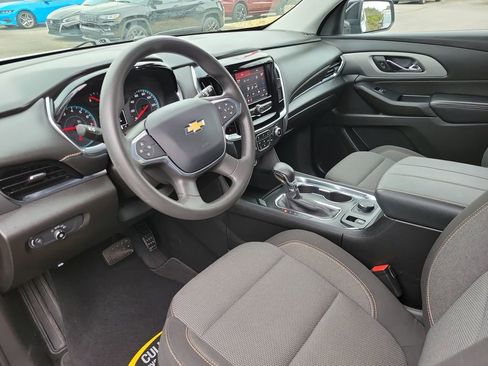 Used 2021 Chevrolet Traverse LS w/ LPO, Blackout Package image 10