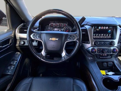 Used 2017 Chevrolet Tahoe LT w/ Luxury Package RWD image 6