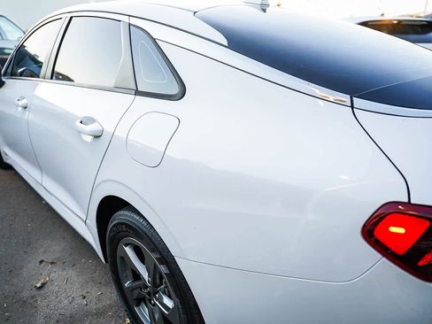 Used 2022 Kia K5 LXS image 4