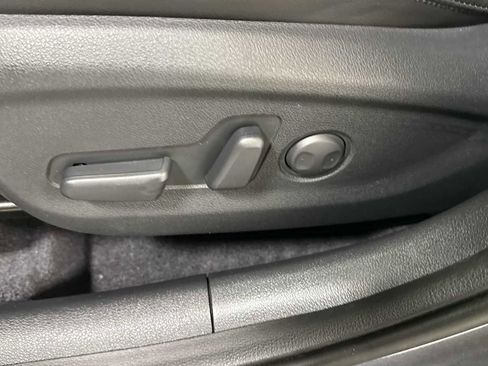 Used 2021 Hyundai Tucson Limited image 14