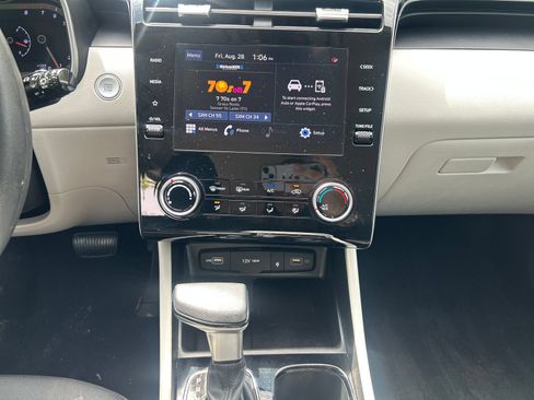 Used 2023 Hyundai Tucson SEL AWD/4WD image 17