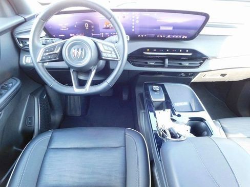 Used 2025 Buick Enclave Sport Touring image 16