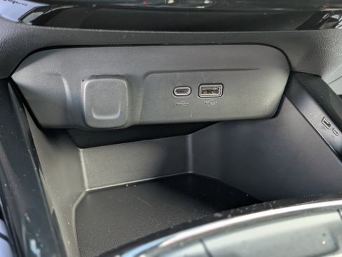 Certified 2024 Chevrolet Trax LT w/ Driver Confidence Package image 21