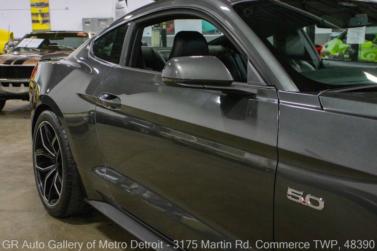 Used 2017 Ford Mustang GT Premium RWD image 24
