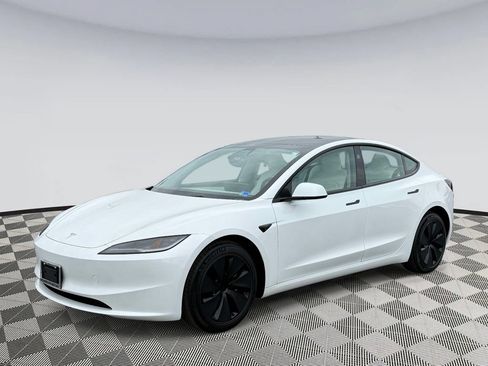 Used 2025 Tesla Model 3 Long Range AWD/4WD image 5