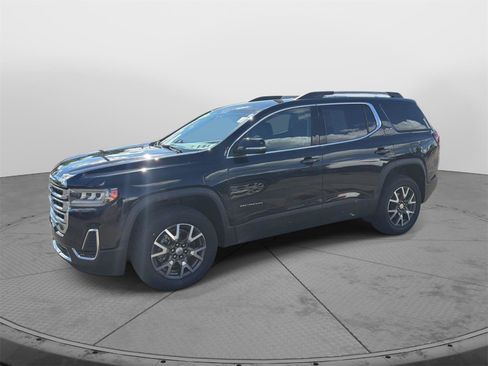 Used 2022 GMC Acadia SLE w/ Driver Convenience Package FWD image 3