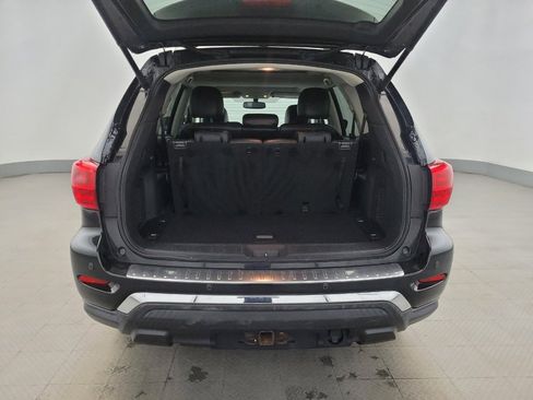 Used 2017 Nissan Pathfinder Platinum w/ Cargo Package image 29