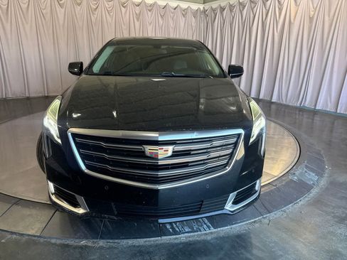 Used 2019 Cadillac XTS Luxury FWD image 2