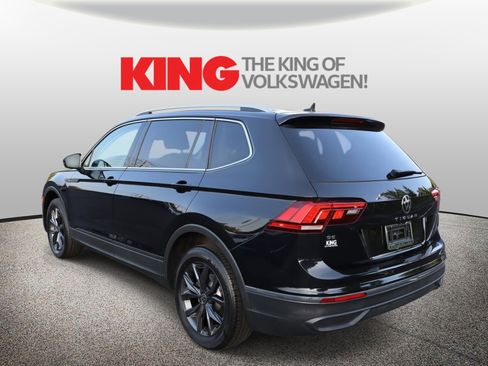 Certified 2023 Volkswagen Tiguan SE FWD image 6