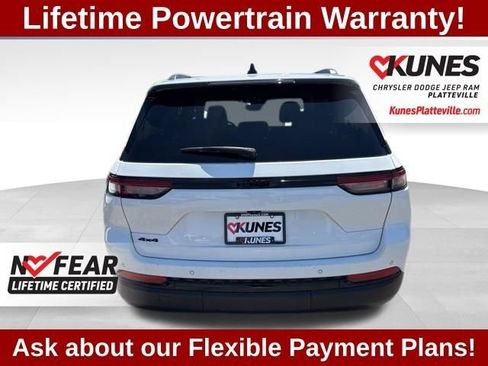 Used 2024 Jeep Grand Cherokee Altitude AWD/4WD image 10