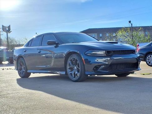 Used 2019 Dodge Charger GT image 3