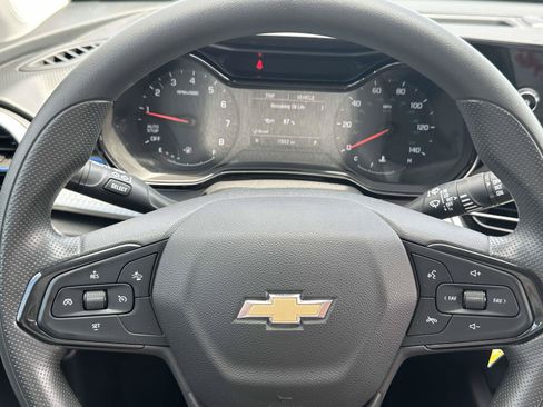 Certified 2024 Chevrolet Trax LS FWD image 18