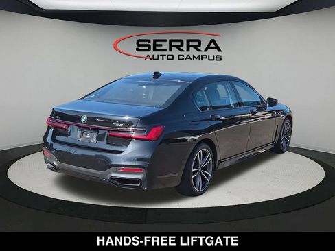 Used 2020 BMW 750i xDrive w/ Executive Package AWD/4WD image 13