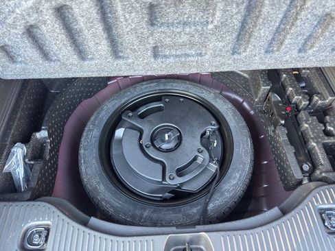 Used 2018 Buick Encore Preferred image 31