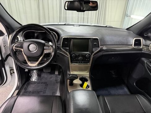 Used 2014 Jeep Grand Cherokee Overland AWD/4WD image 12