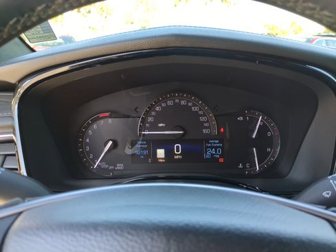 Used 2017 Cadillac XT5 Luxury w/ Driver Awareness Package image 32