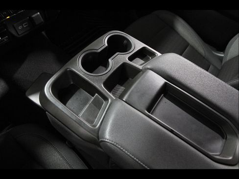 Certified 2024 Chevrolet Silverado 2500 Custom w/ Custom Value Package image 16