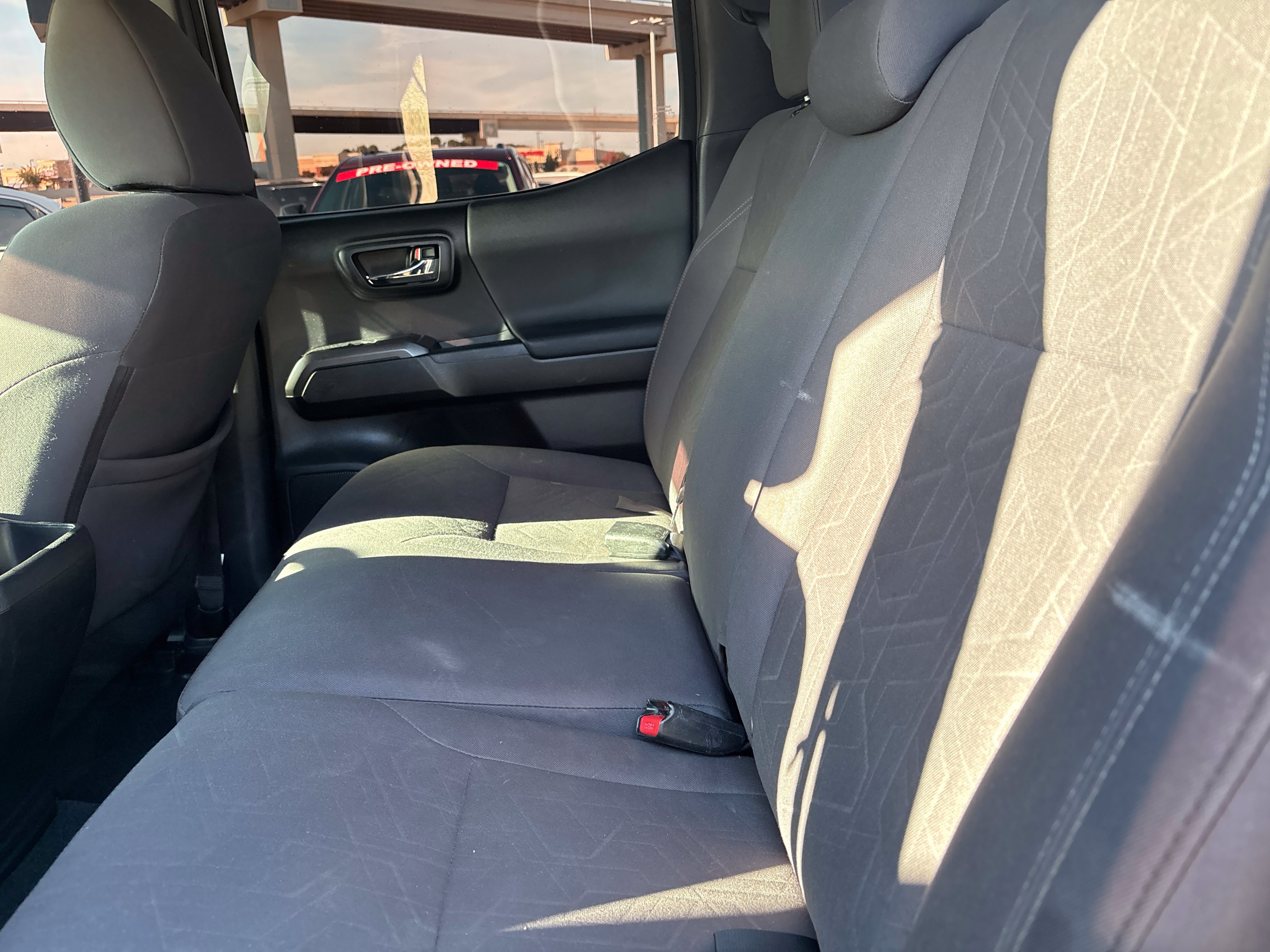 Used 2019 Toyota Tacoma TRD Off-Road w/ Technology Package AWD/4WD image 40