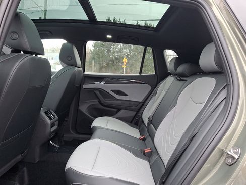 New 2026 Volkswagen Tiguan SE R-Line image 6